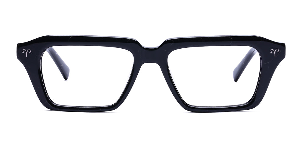 Black_Demi_with_Demi