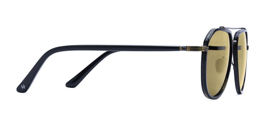 Black_with_Yellow_Lens