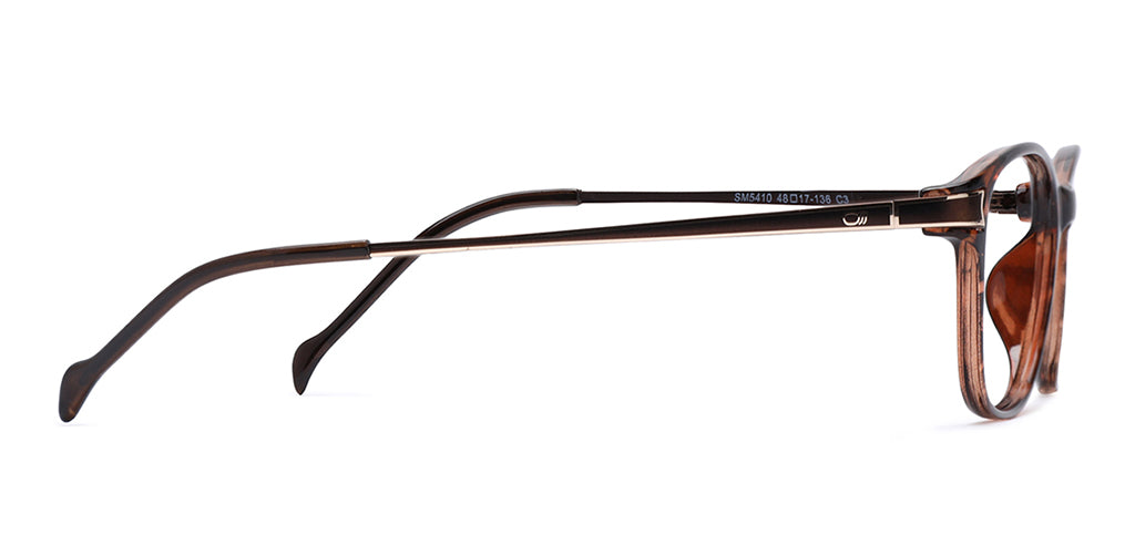 Brown_Demi_with_Brown