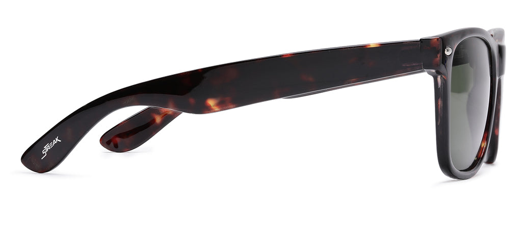 Brown_Demi_with_Green_Lens