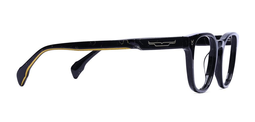 Black_Demi_with_Demi