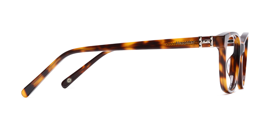 Brown_Demi_with_Demi