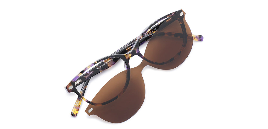 Brown_Demi_with_Demi