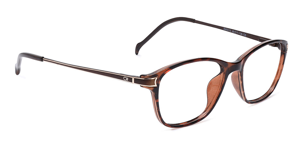 Brown_Demi_with_Brown