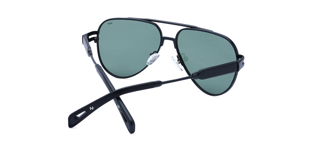 Black_Matte_with_Green_Lens