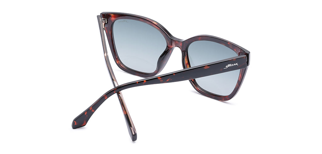 Brown_Demi_with_Green_Lens