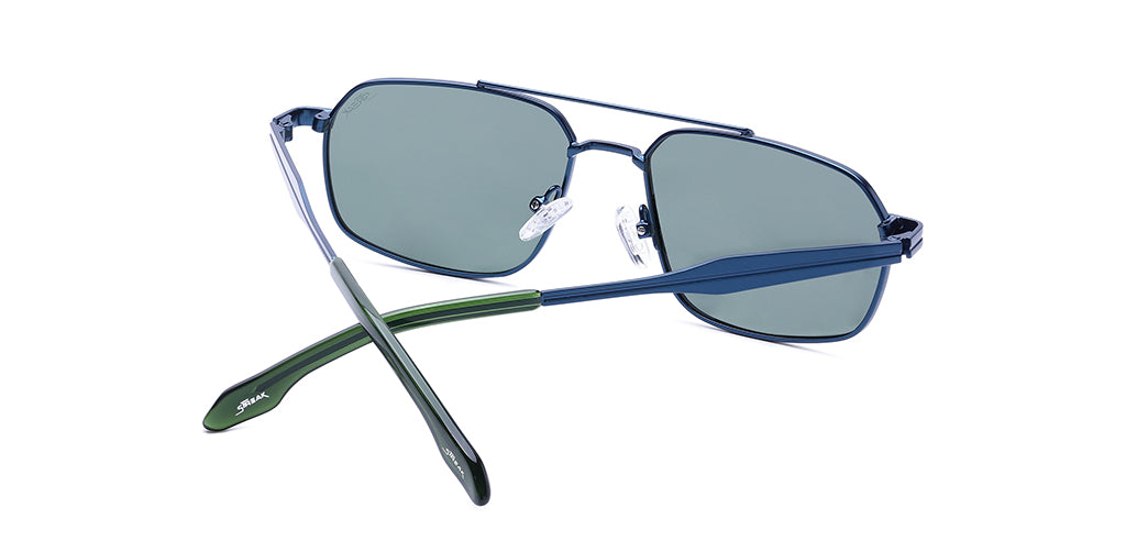 Blue_Matte_with_Green_Lens