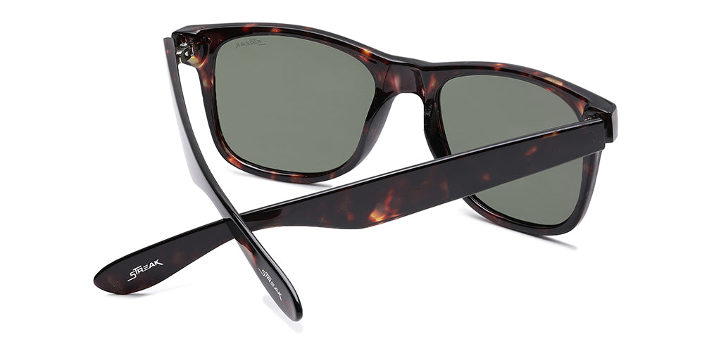 Brown_Demi_with_Green_Lens