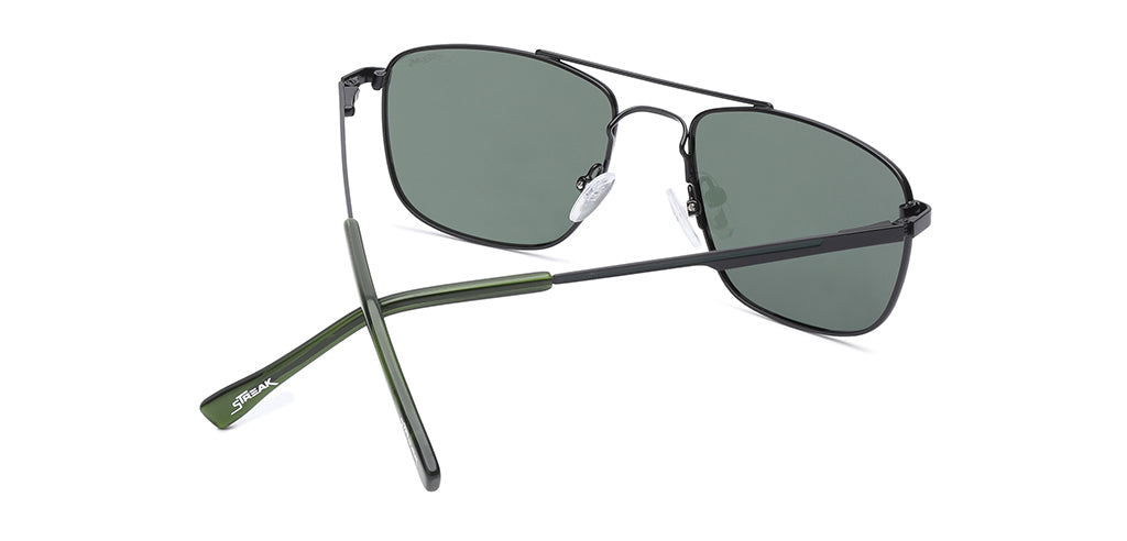 Black_Matte_with_Green_Lens