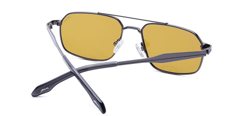 Gunmetal_Matte_with_Yellow_Lens