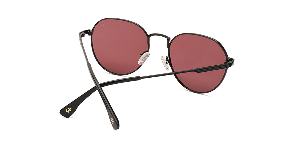 Black_Matte_with_Red_Lens