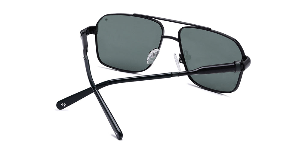 Black_Matte_with_Green_Lens