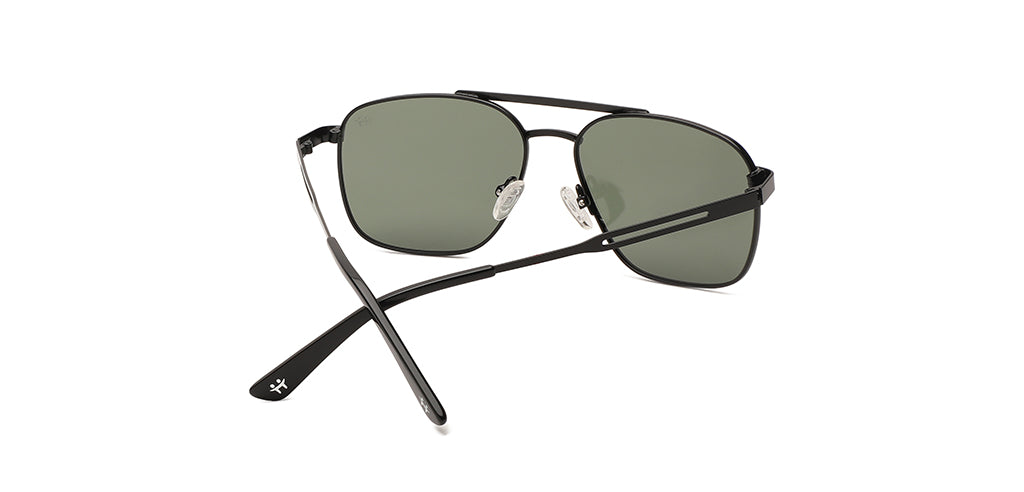 Black_Matte_with_Green_Lens