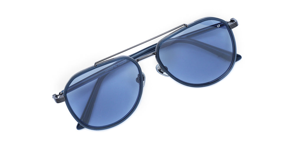 Gunmetal_with_Blue_Lens