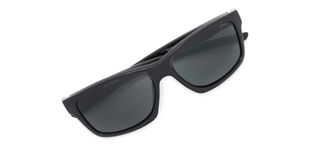 Black_with_Green_Lens