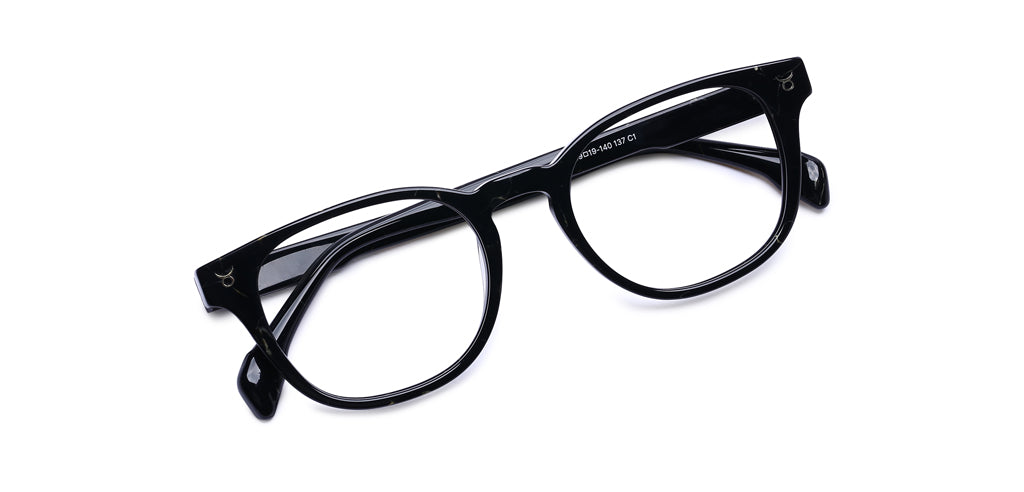 Black_Demi_with_Demi