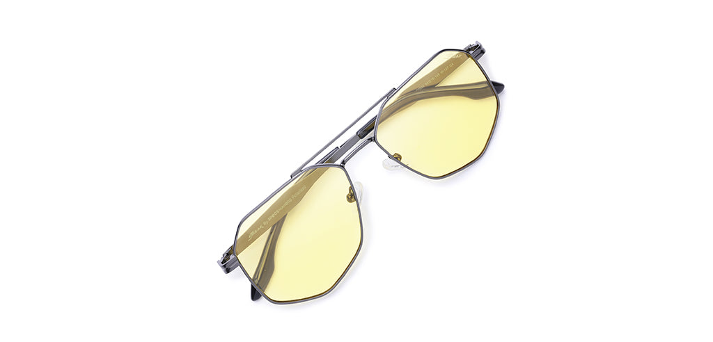 Gunmetal_Matte_with_Yellow_Lens