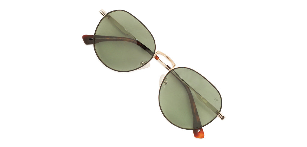 Gold_with_Green_Lens