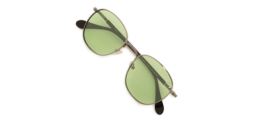 Gunmetal_with_Green_Lens