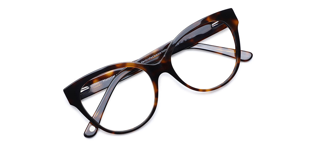 Brown_Demi_with_Demi