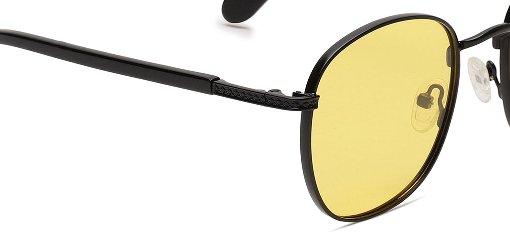 Black_Matte_with_Yellow_Lens