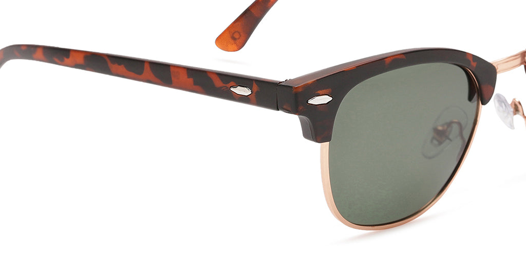 Brown_Demi_with_Green_Lens