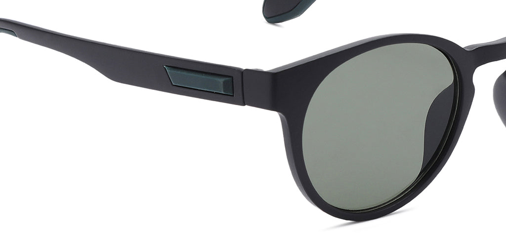 Black_Matte_with_Green_Lens