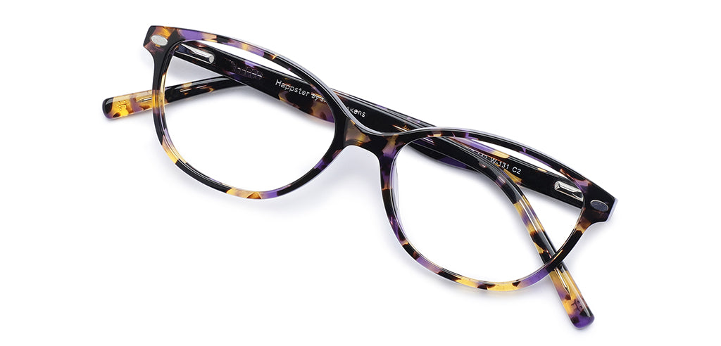 Brown_Demi_with_Demi