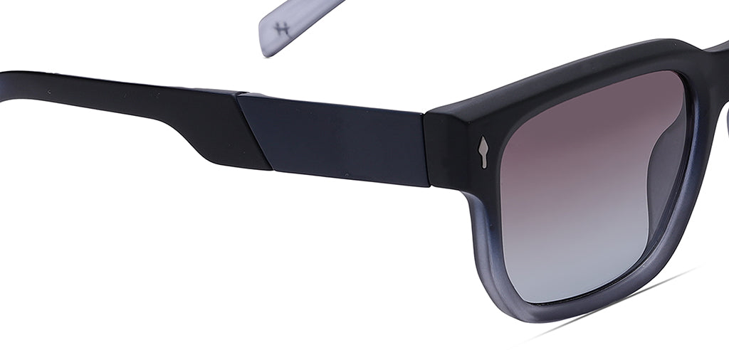 Black_Gradal_with_Grey_Lens