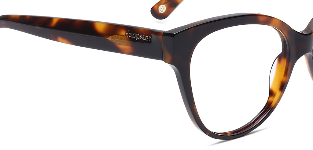 Brown_Demi_with_Demi