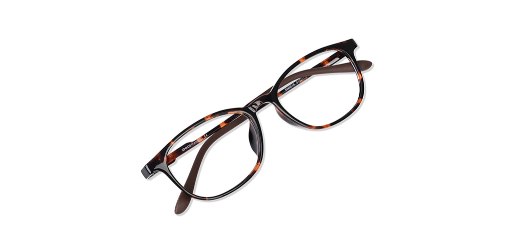 Brown_Demi_with_Demi