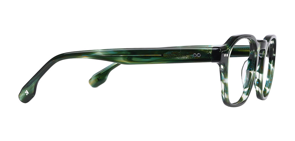 Green_Demi_with_Demi