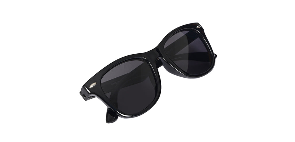 Black_with_Black