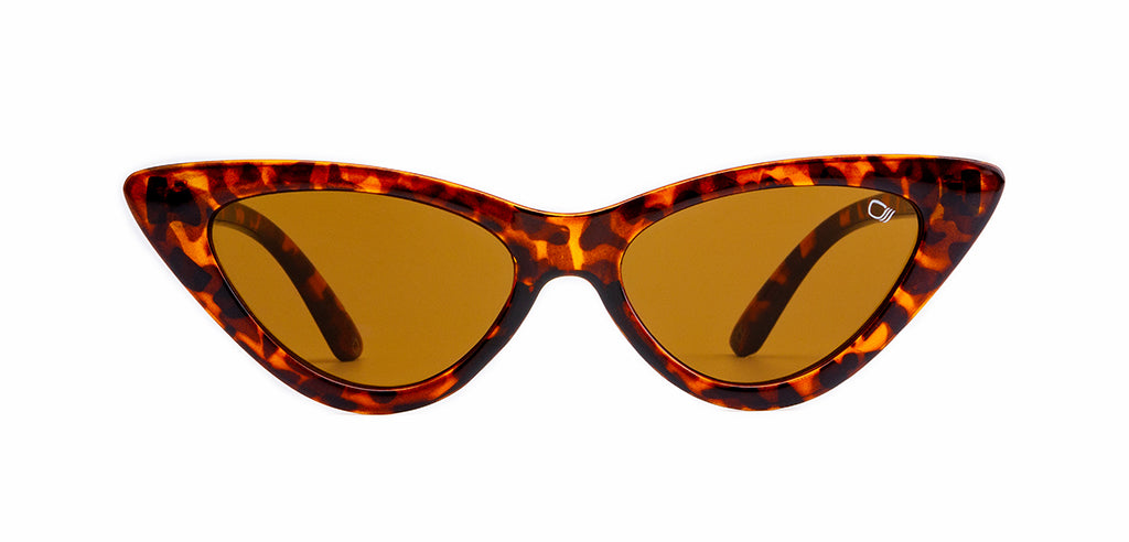 Brown_Demi_with_Demi_Lens