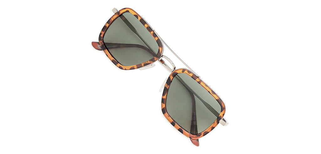 Brown_Demi_with_Green_Lens