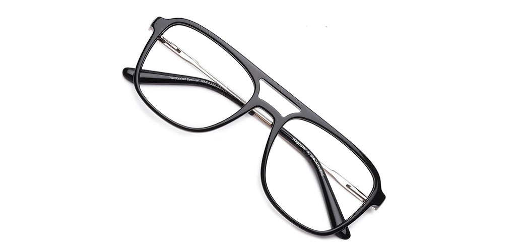 Glossy_Black_With_Silver