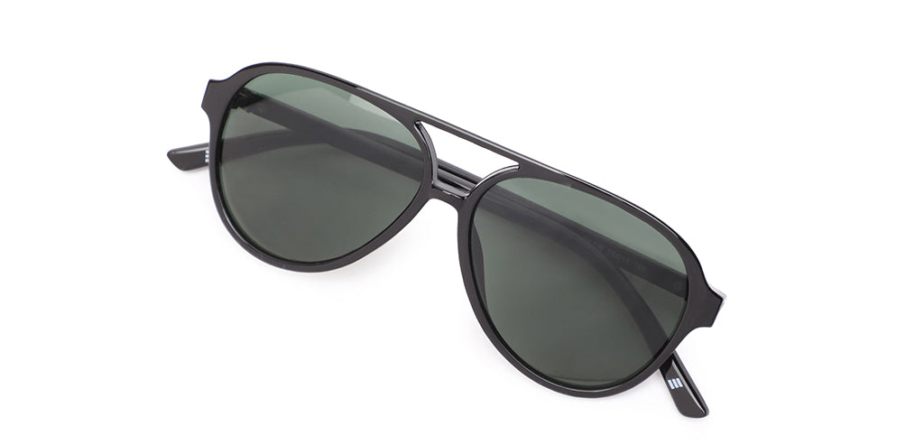 Black_with_Green_Lens