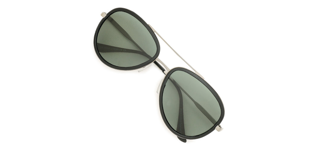 Black_Matte_with_Green_Lens