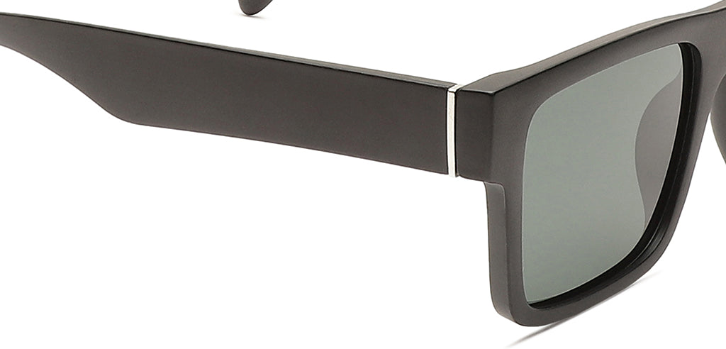 Black_Matte_with_Green_Lens