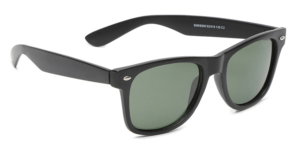 Black_Matte_with_Green_Lens