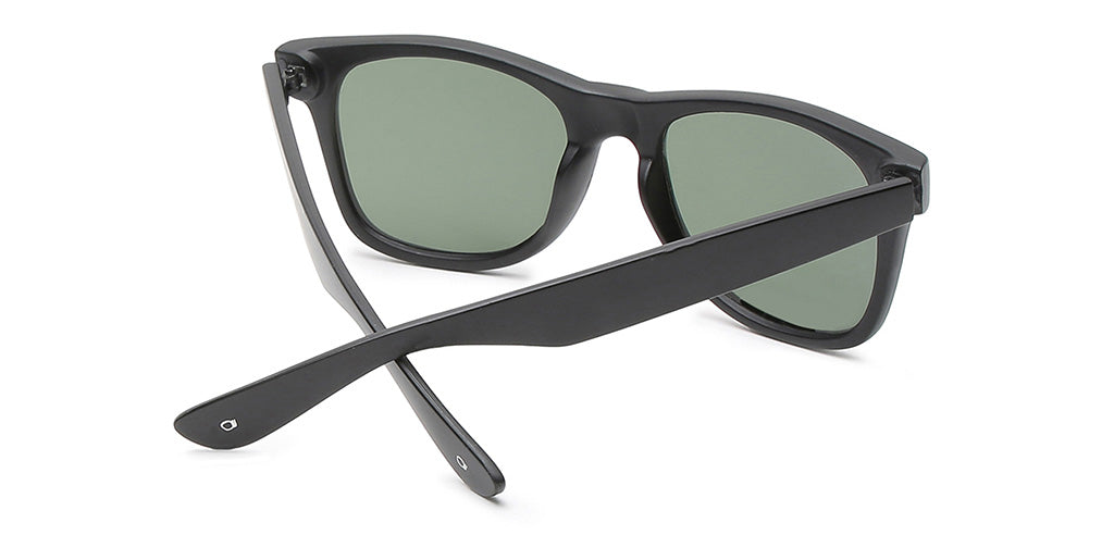 Black_Matte_with_Green_Lens