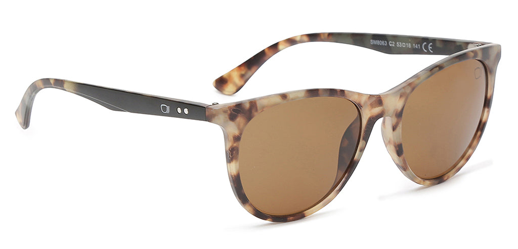 Demi_with_Brown_Lens