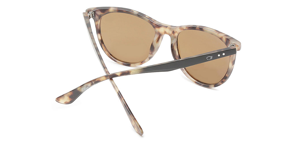 Demi_with_Brown_Lens