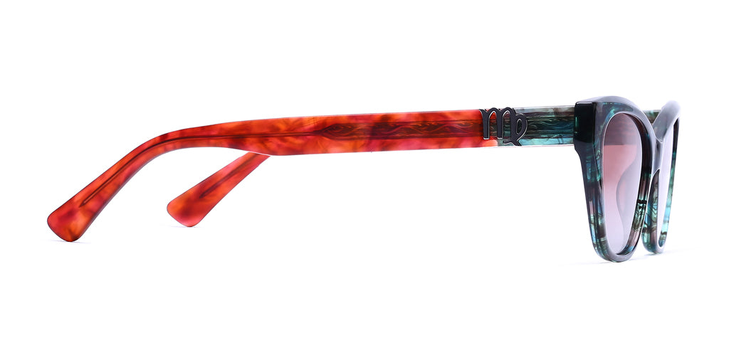 Green_Demi_with_Red_Lens