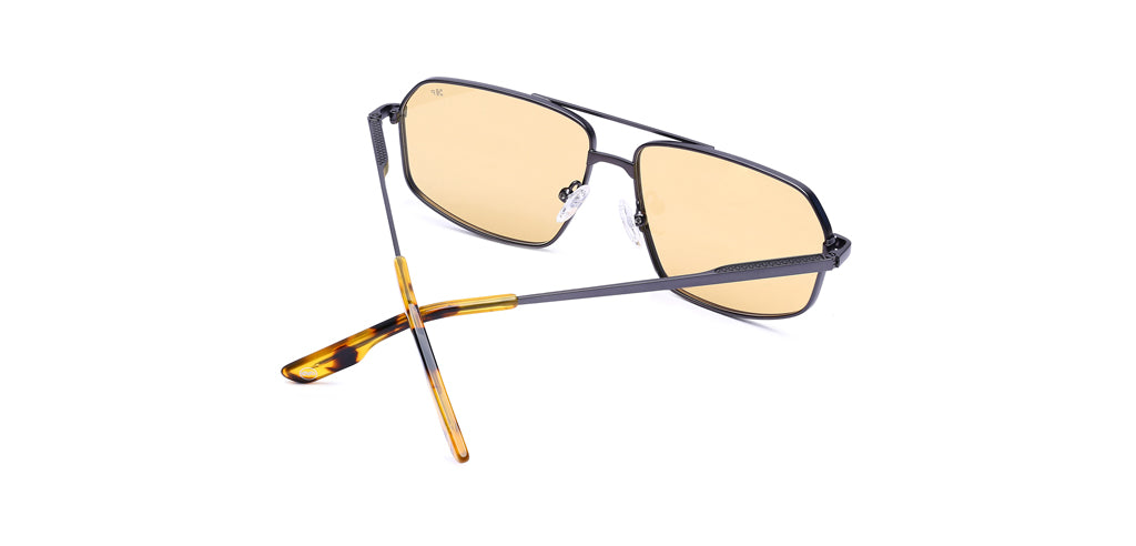 Gunmetal_Matte_with_Yellow_Lens