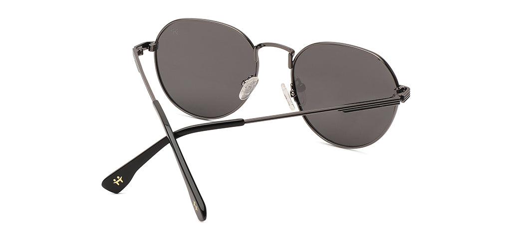 Gunmetal_with_Grey_Lens