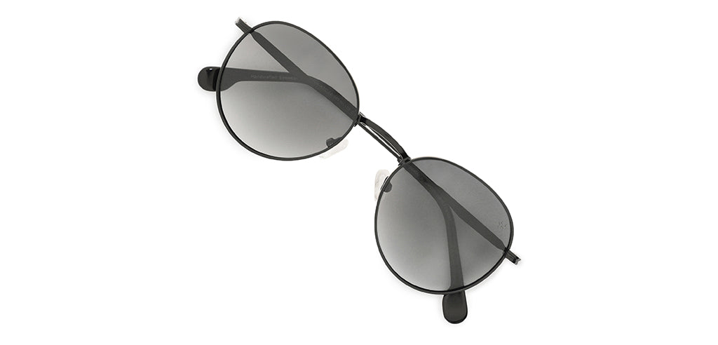Black_Matte_with_Green_Lens