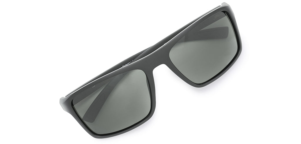 Black_Matte_with_Green_Lens