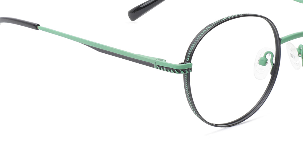 Matte_Black_with_Green
