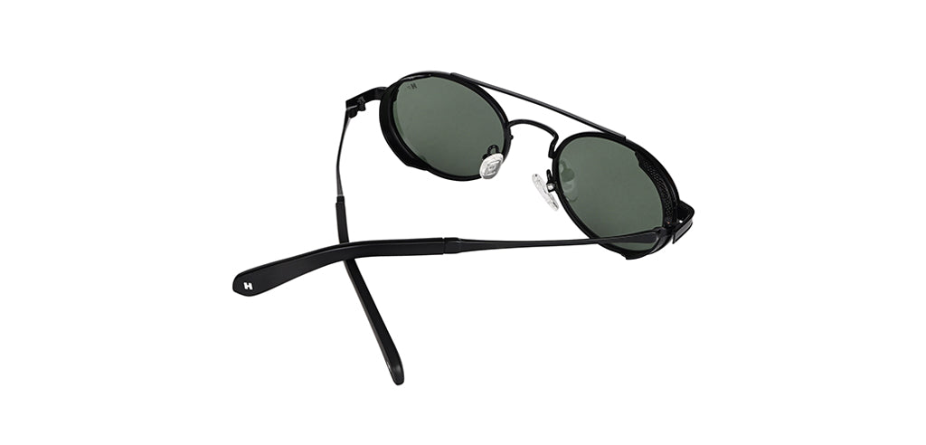 Black_Matte_with_Green